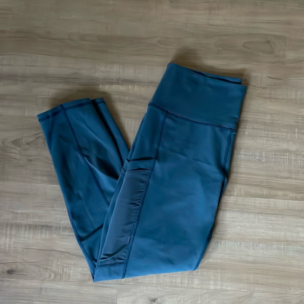 Fabletics Define Powerhold 7/8 leggings with side pocket